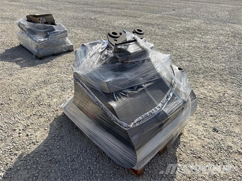 TM benne Qty of Excavator Attachments 기타 부품