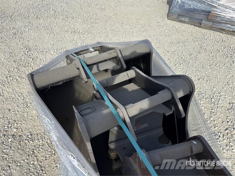  TM benne Qty of Excavator Attachments 기타 부품  