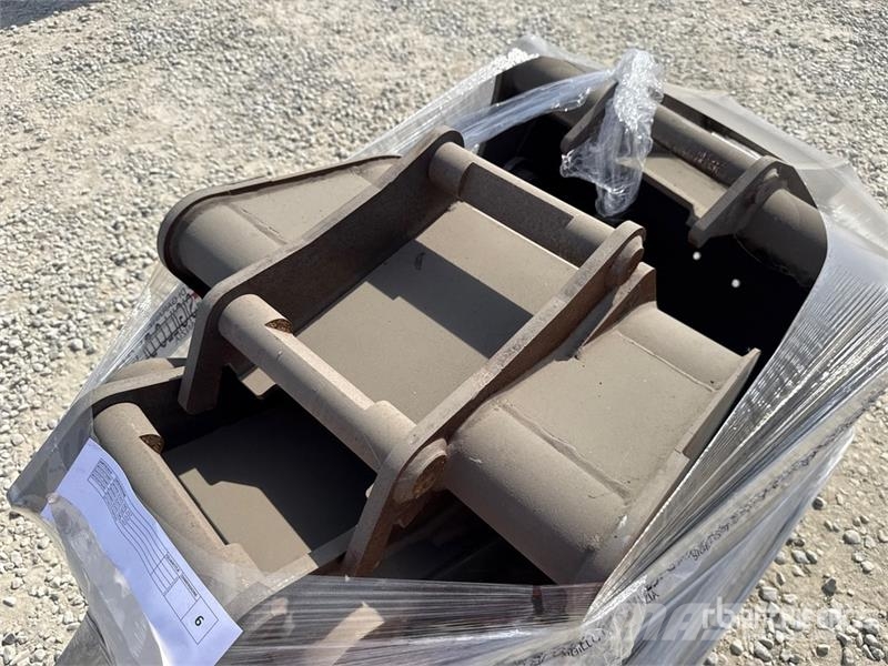  TM benne Qty of Excavator Attachments 기타 부품  