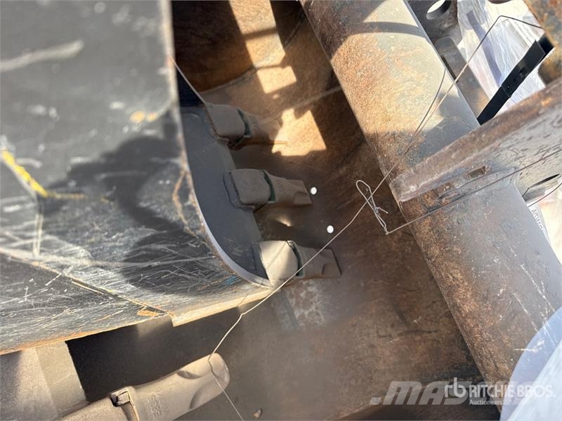 TM benne Qty of SY08 V19 Bucket 버켓