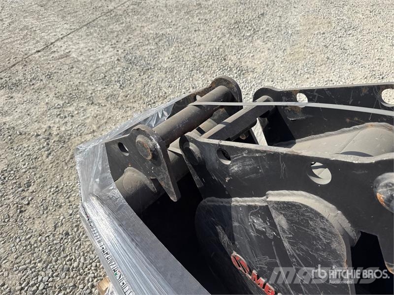 TM benne Qty of SY08 V19 Bucket 버켓