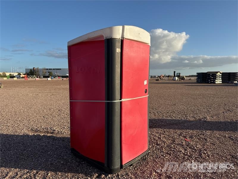 Toilettes Mobiles Portable Toilet مكونات أخرى
