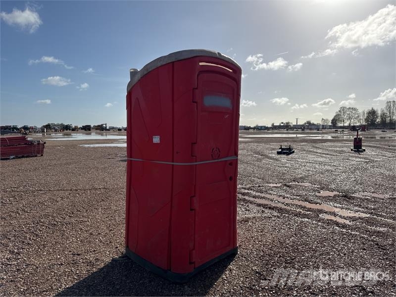  Toilettes Mobiles Portable Toilet مكونات أخرى
