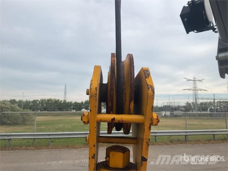 Tonlita TSC150 1.5 ton Telescopic Crawler Crane 履帶式起重機