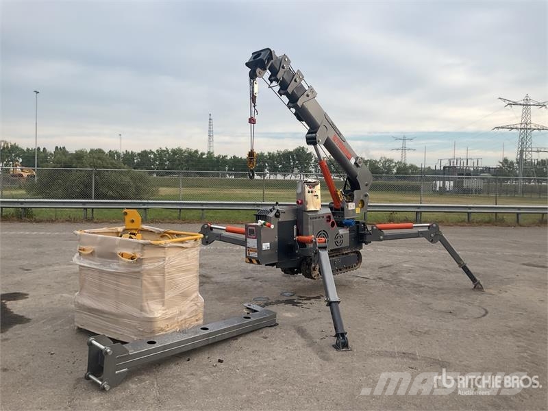 Tonlita TSC150 1.5 ton Telescopic Crawler Crane 履帶式起重機