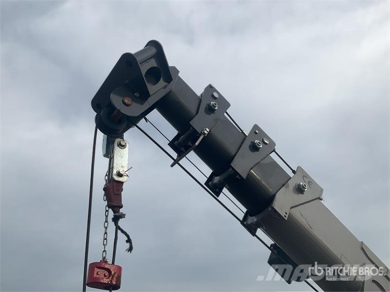 Tonlita TSC150 1.5 ton Telescopic Crawler Crane 履帶式起重機