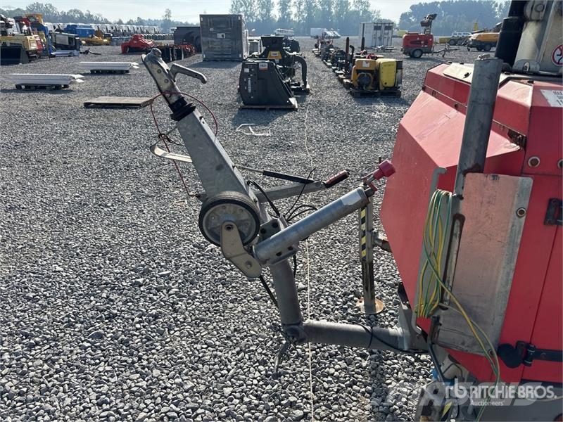 Tower Light VT-Hybride 9 kVA Light Tower Svetlobni stolpi