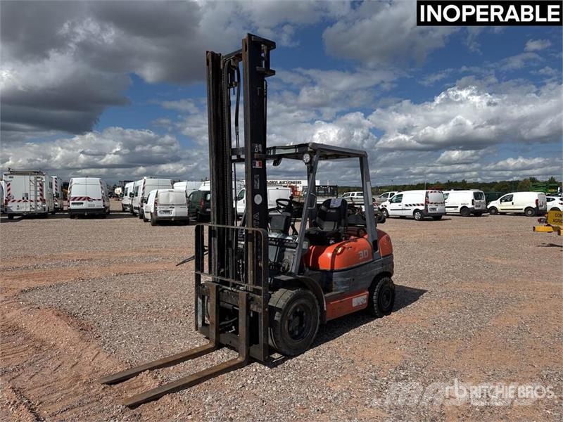 Toyota 02-6FGF30 3000 kg Chariot Elevateur Forklift (Inop Montacargas - otros