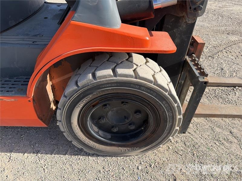 Toyota 02-7FG35 4000 kg Chariot Elevateur Forklift (Inope 堆高機(叉車)-其他