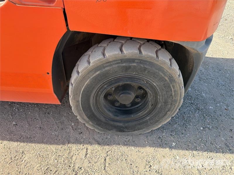 Toyota 02-7FG35 4000 kg Chariot Elevateur Forklift (Inope 堆高機(叉車)-其他