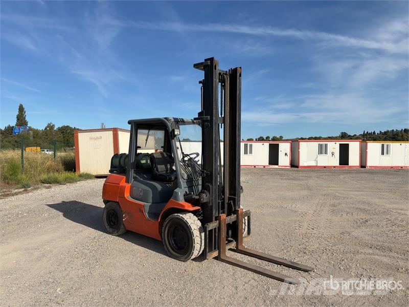Toyota 02-7FG35 4000 kg Chariot Elevateur Forklift (Inope 堆高機(叉車)-其他