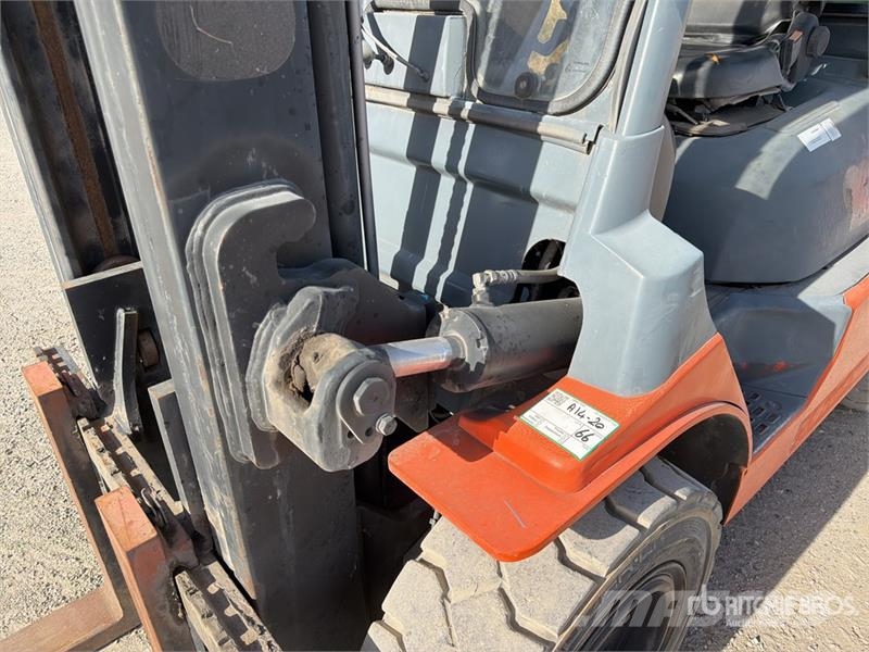Toyota 02-7FG35 4000 kg Chariot Elevateur Forklift (Inope 堆高機(叉車)-其他