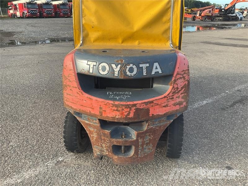 Toyota 02-8FDF20 2000 kg Forklift Targoncák-Egyéb