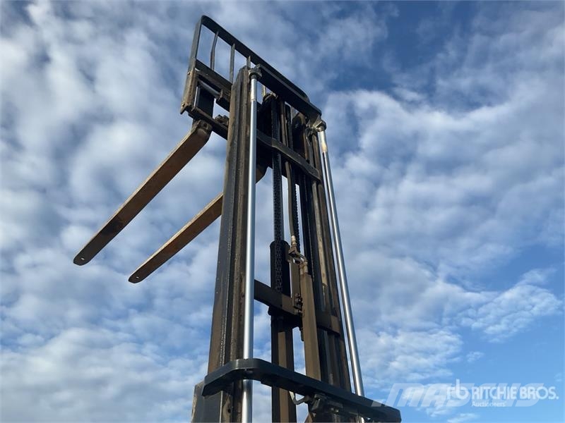 Toyota 02-8FDF20 2000 kg Forklift Targoncák-Egyéb