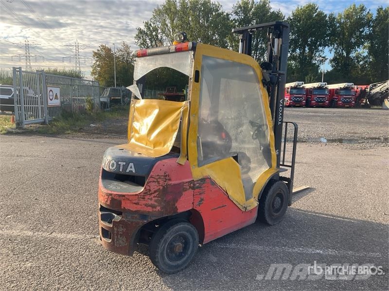 Toyota 02-8FDF20 2000 kg Forklift Targoncák-Egyéb