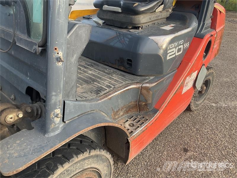 Toyota 02-8FDF20 2000 kg Forklift Targoncák-Egyéb