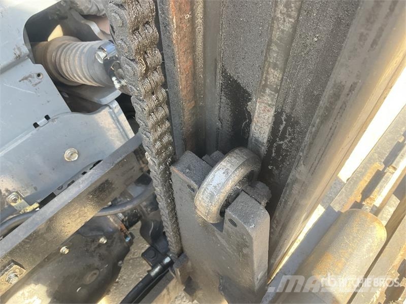 Toyota 02-8FGF25 Другие складские механизмы