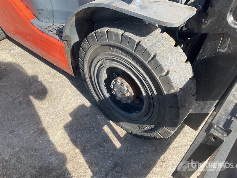 Toyota 02-8FGF25 Другие складские механизмы