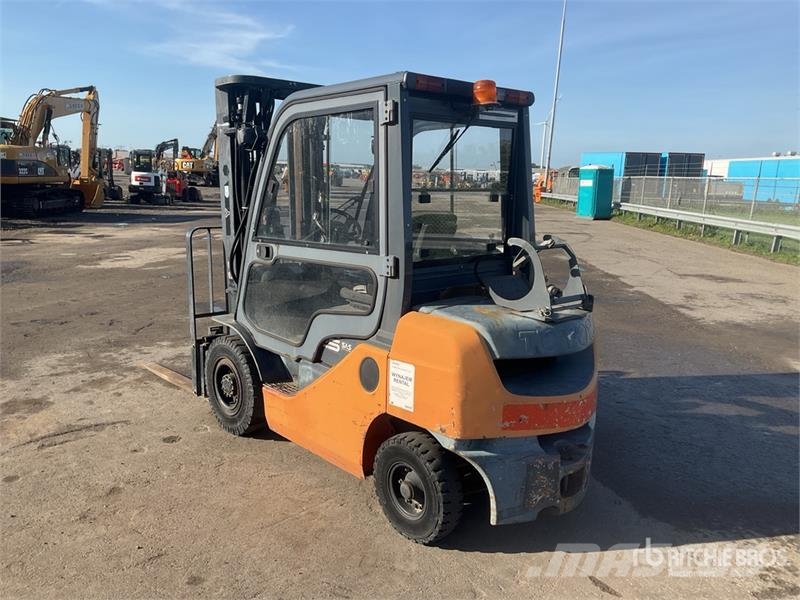 Toyota 02-8FGF25 Другие складские механизмы