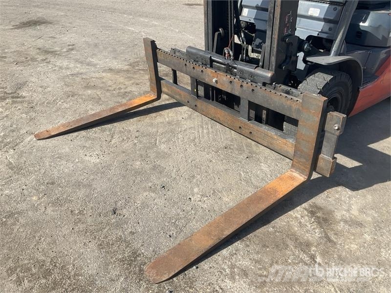 Toyota 02-8FGF25 Другие складские механизмы