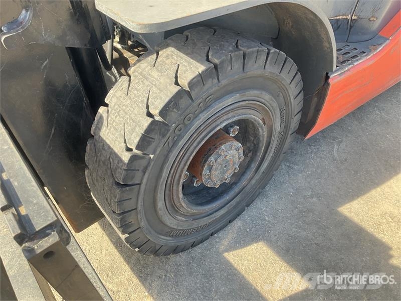 Toyota 02-8FGF25 Другие складские механизмы