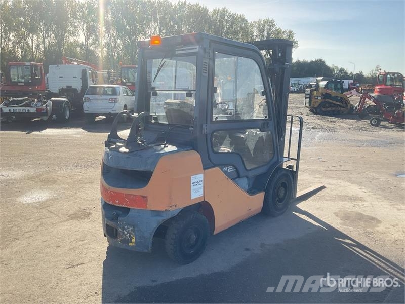 Toyota 02-8FGF25 Другие складские механизмы