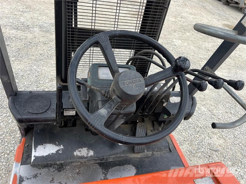 Toyota 5FBE15 Električni viličarji
