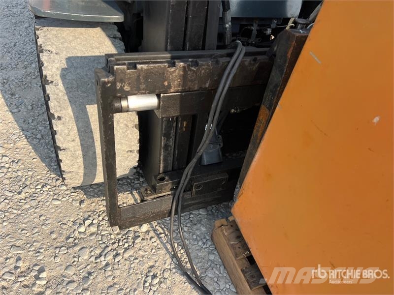 Toyota 7-FBMF-30 3000 kg Electric Forklift شاحنات ذات رافعات شوكية تعمل بالكهرباء