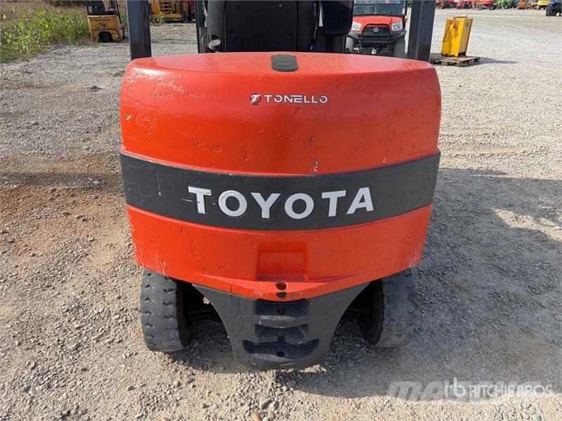 Toyota 7-FBMF-30 3000 kg Electric Forklift Electric forklifts