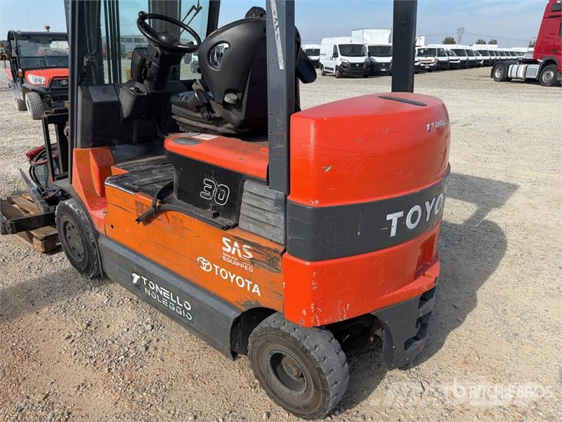 Toyota 7-FBMF-30 3000 kg Electric Forklift Electric forklifts
