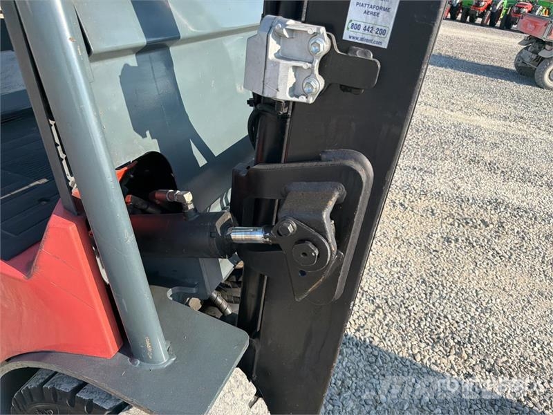 Toyota 7-FBMF-30 3000 kg Electric Forklift Elektromos targoncák