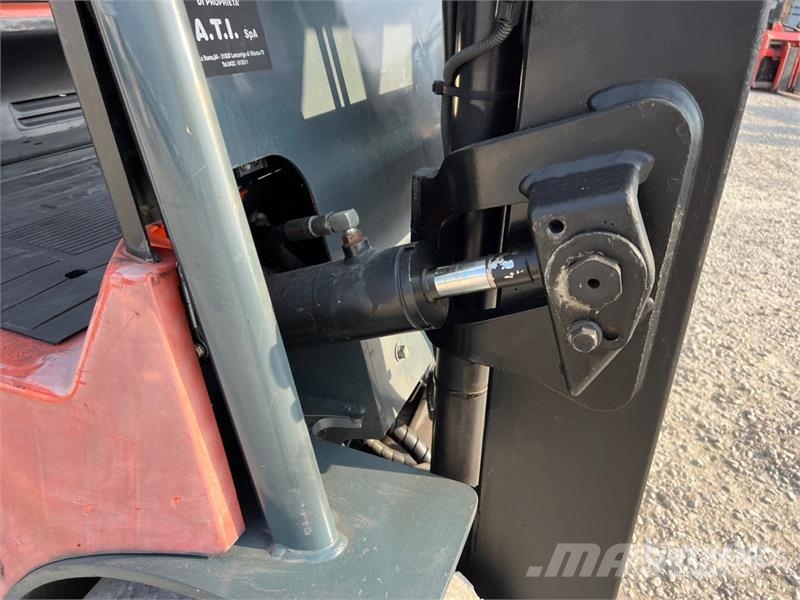 Toyota 7-FBMF-30 3000 kg Electric Forklift شاحنات ذات رافعات شوكية تعمل بالكهرباء