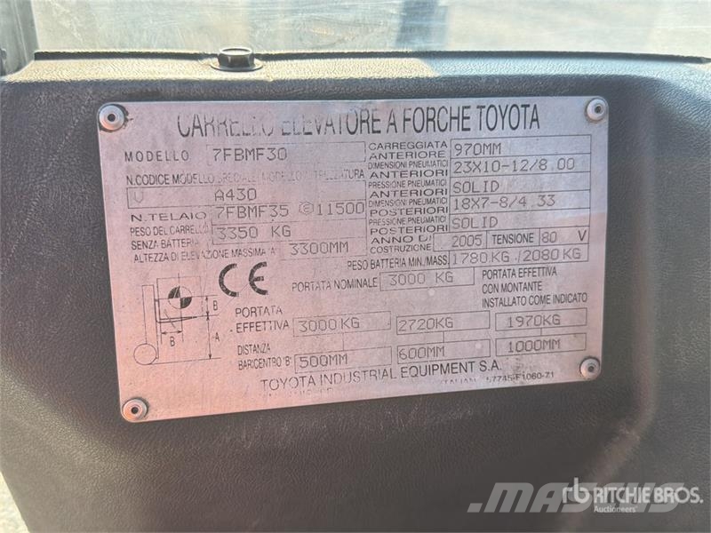 Toyota 7-FBMF-30 3000 kg Electric Forklift Elektromos targoncák