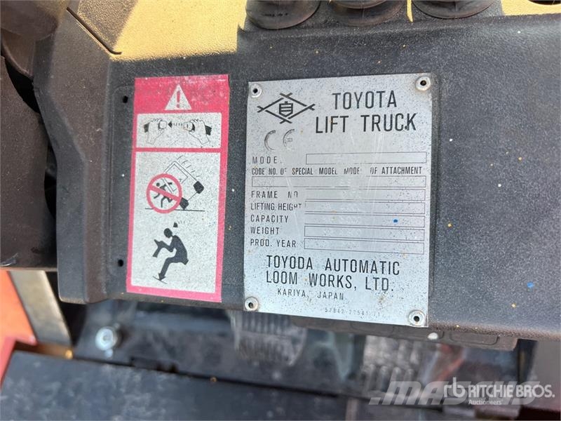 Toyota 7FB30 3000 kg Electric Forklift Elmotviktstruckar