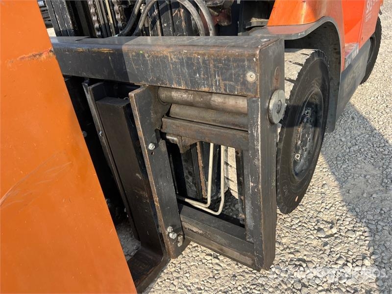 Toyota 7FB30 3000 kg Electric Forklift شاحنات ذات رافعات شوكية تعمل بالكهرباء