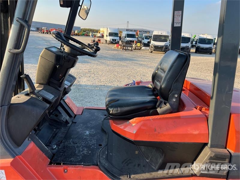 Toyota 7FB30 3000 kg Electric Forklift Elmotviktstruckar