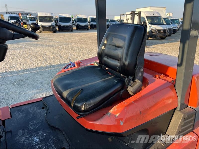 Toyota 7FB30 3000 kg Electric Forklift Elmotviktstruckar