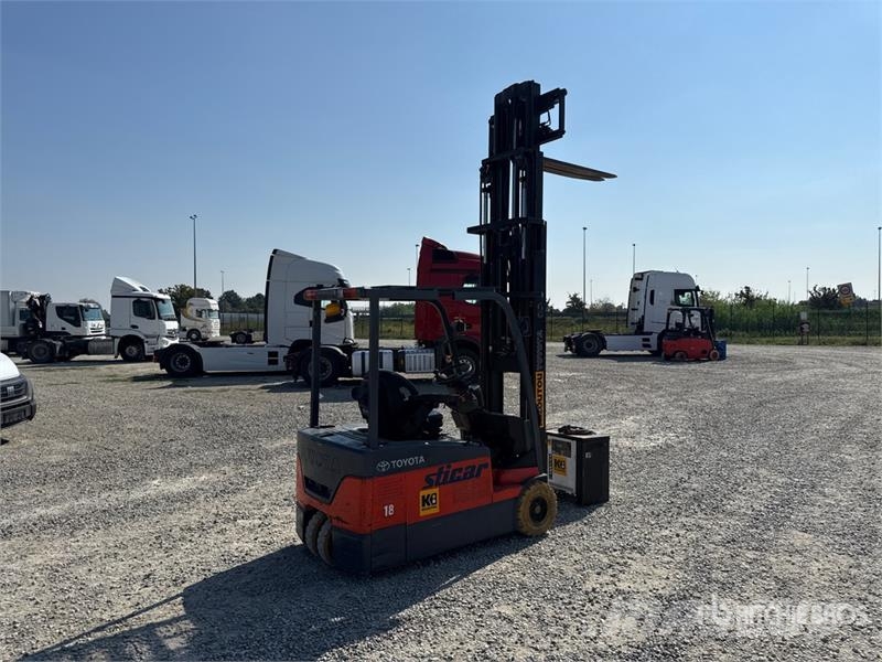 Toyota 7FBEF18 1800 kg Electric Forklift Stivuitor electric