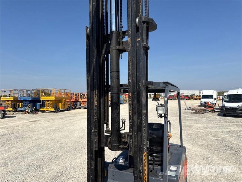 Toyota 7FBEF18 1800 kg Electric Forklift Stivuitor electric