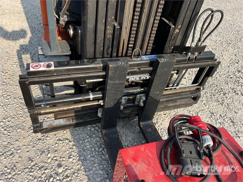 Toyota 7FBEF20 2000 kg Electric Forklift Carretillas de horquilla eléctrica