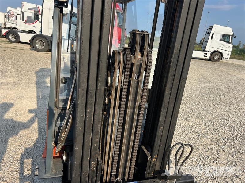 Toyota 7FBEF20 2000 kg Electric Forklift Carretillas de horquilla eléctrica