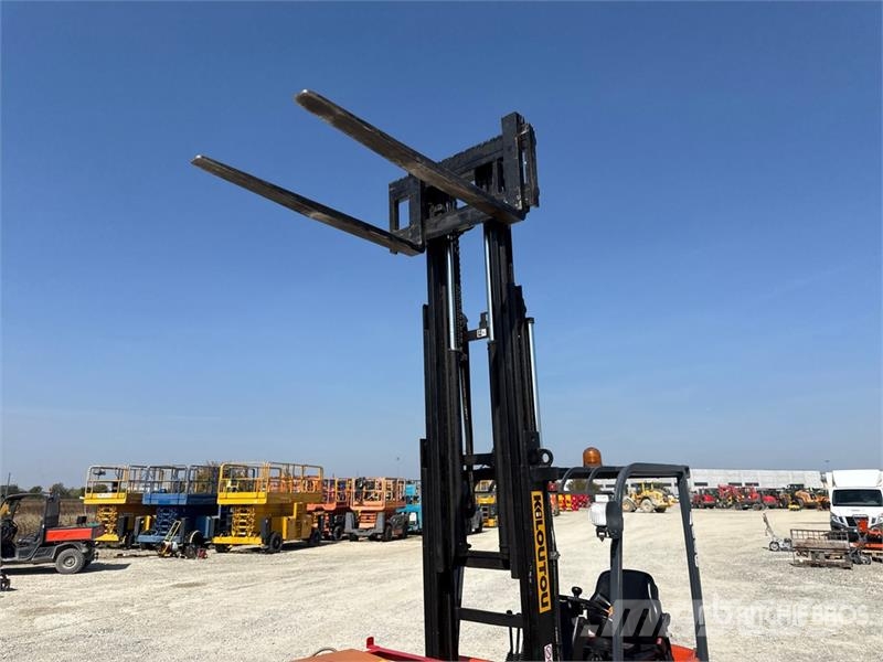 Toyota 7FBEST15 1500 kg Electric Forklift Stivuitor electric