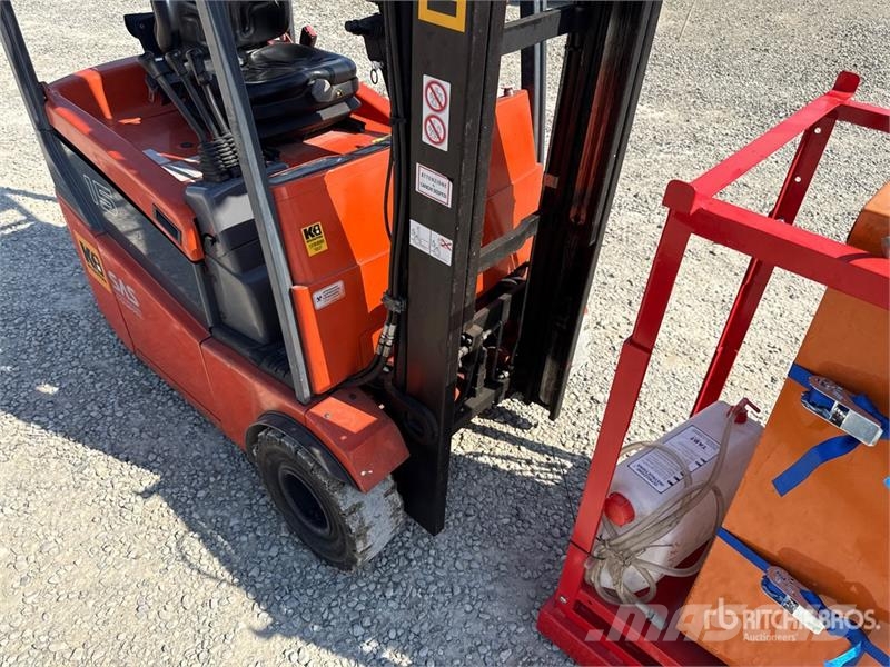 Toyota 7FBEST15 1500 kg Electric Forklift Stivuitor electric