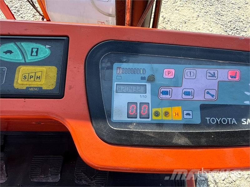 Toyota 7FBEST15 1500 kg Electric Forklift Stivuitor electric