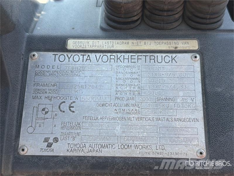 Toyota 7FBH25 Electric forklifts