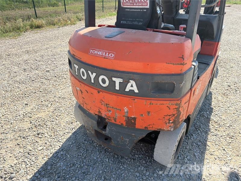 Toyota 7FBH25 Electric forklifts