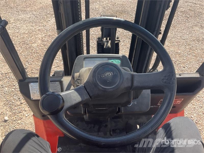 Toyota 7FBMF16 Electric Forklift Elektro Stapler