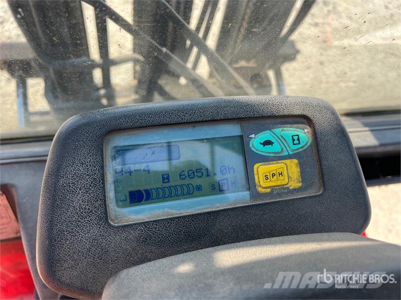 Toyota 7FBMF25 2500 kg Electric Forklift (Inoperable) شاحنات ذات رافعات شوكية تعمل بالكهرباء