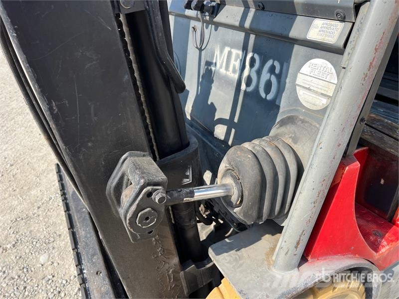 Toyota 7FBMF25 2500 kg Electric Forklift (Inoperable) شاحنات ذات رافعات شوكية تعمل بالكهرباء