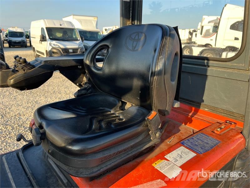 Toyota 7FBMF35 3500 kg Electric Forklift Elektrostapler